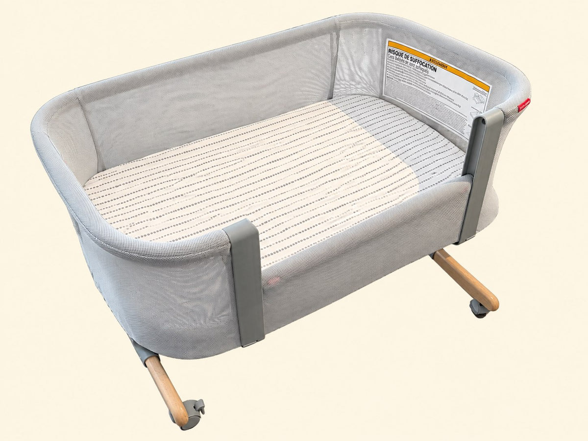 Skip Hop Bedside Sleeper and Bassinet