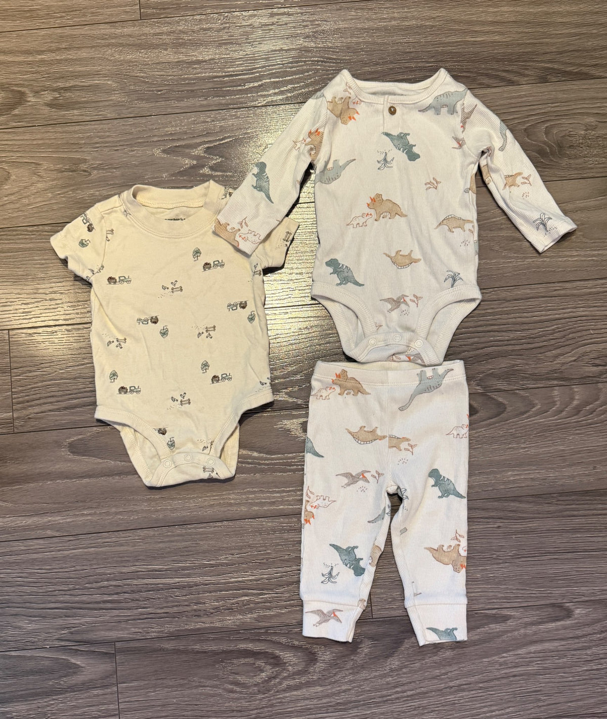 Carter’s Outfit Bundle (6 Months), Kids 6 Month (3-6M)