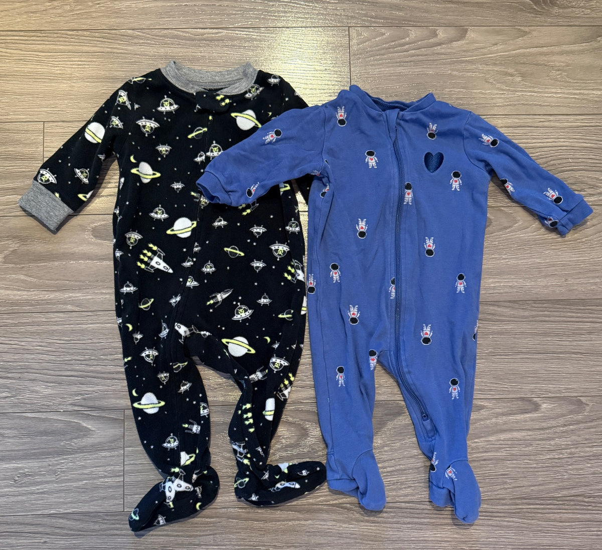 Set of 2 Space-Themed Footed Onesies (6 Months), Kids 6 Month (3-6M)