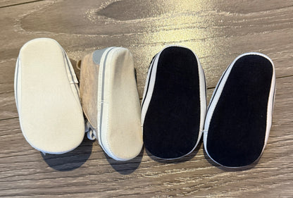 Two pairs of baby shoes , Shoes 1 (Baby: 0-12 mth)