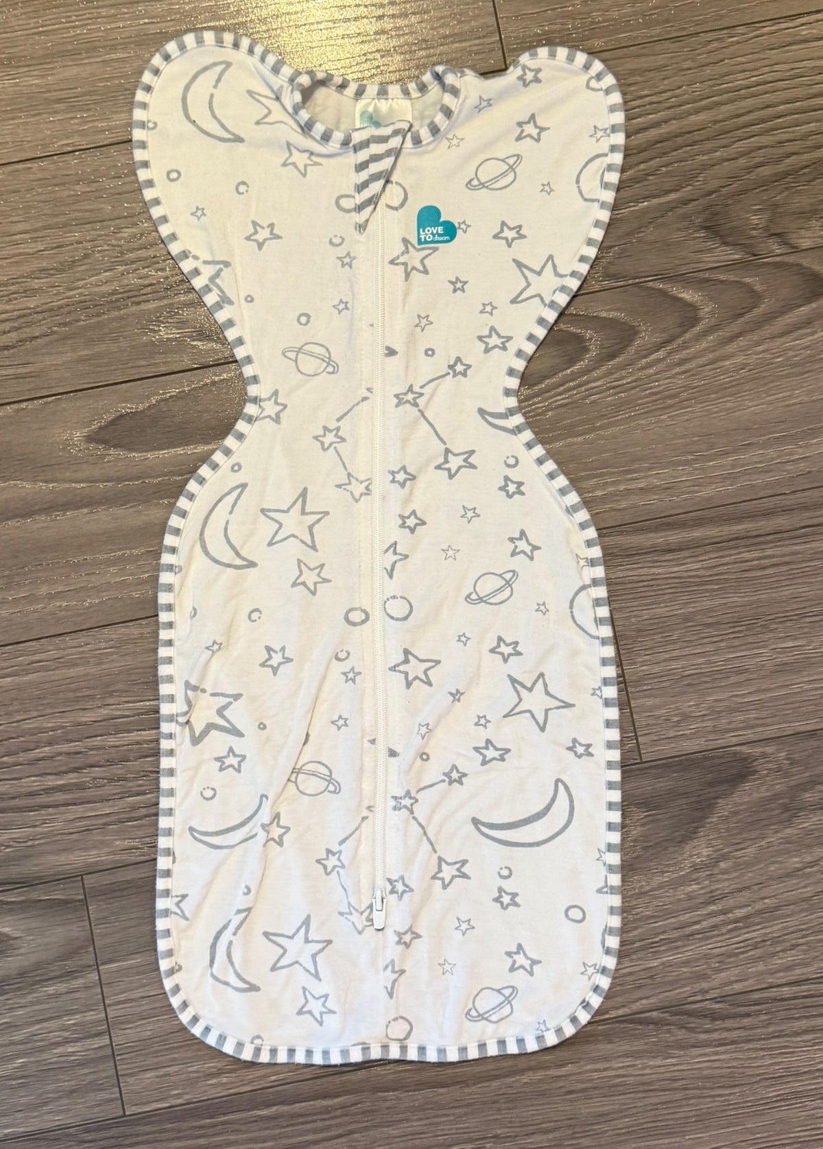 Newborn Love to Dream Swaddle with 1.0 Tog, 0-3 Months (Newborn)