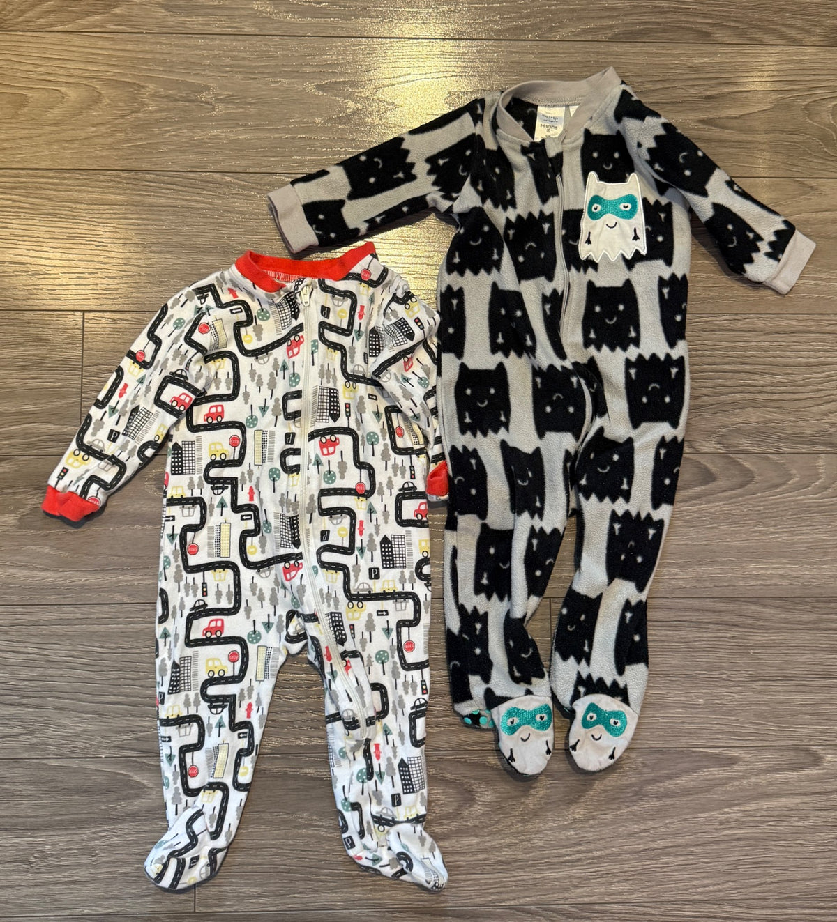 Set of Two Footed Onesies/Rompers (3-6 Months), Kids 6 Month (3-6M)