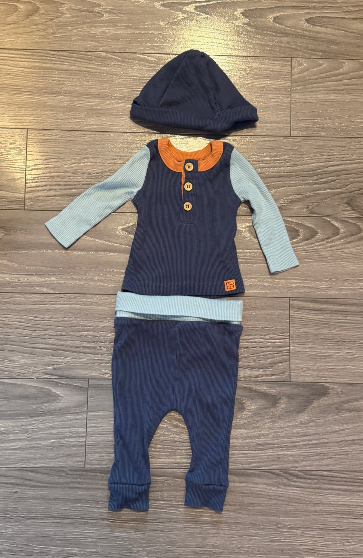 Waffle-Knit Blue and Orange Outfit with Hat (3-6 Months), Kids 6 Month (3-6M)