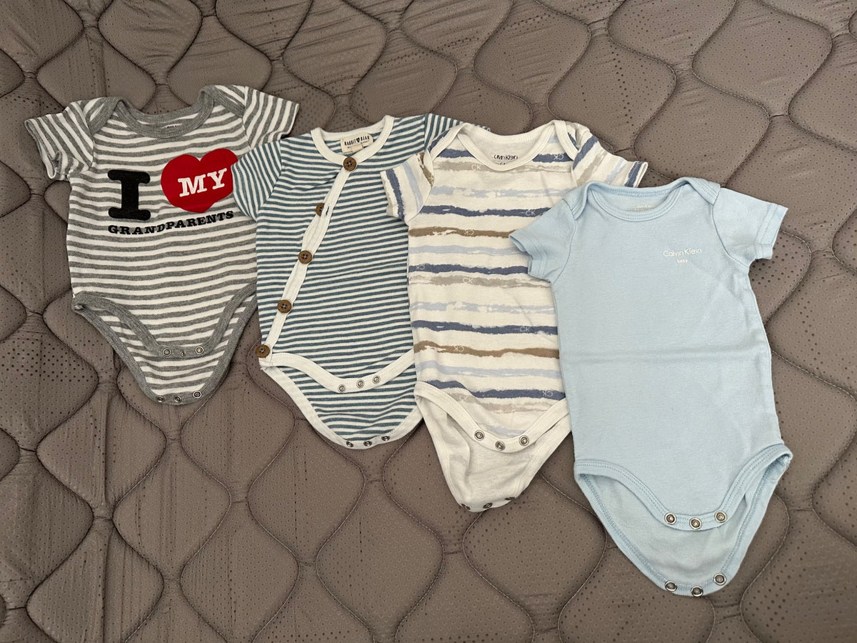 Bundle of 4 short sleeve onesies, Calvin Klein and other, Kids 9 Month (6-9M)