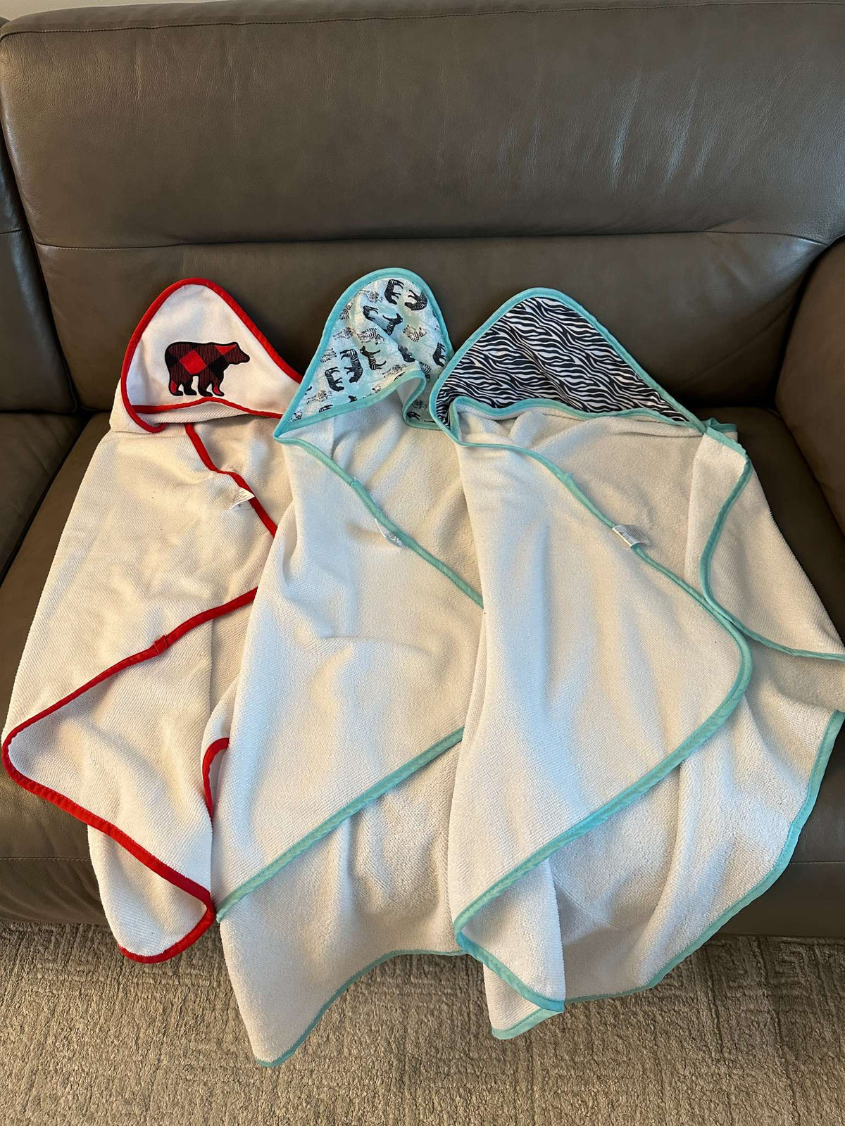 Bundle of 3 baby towels with hood