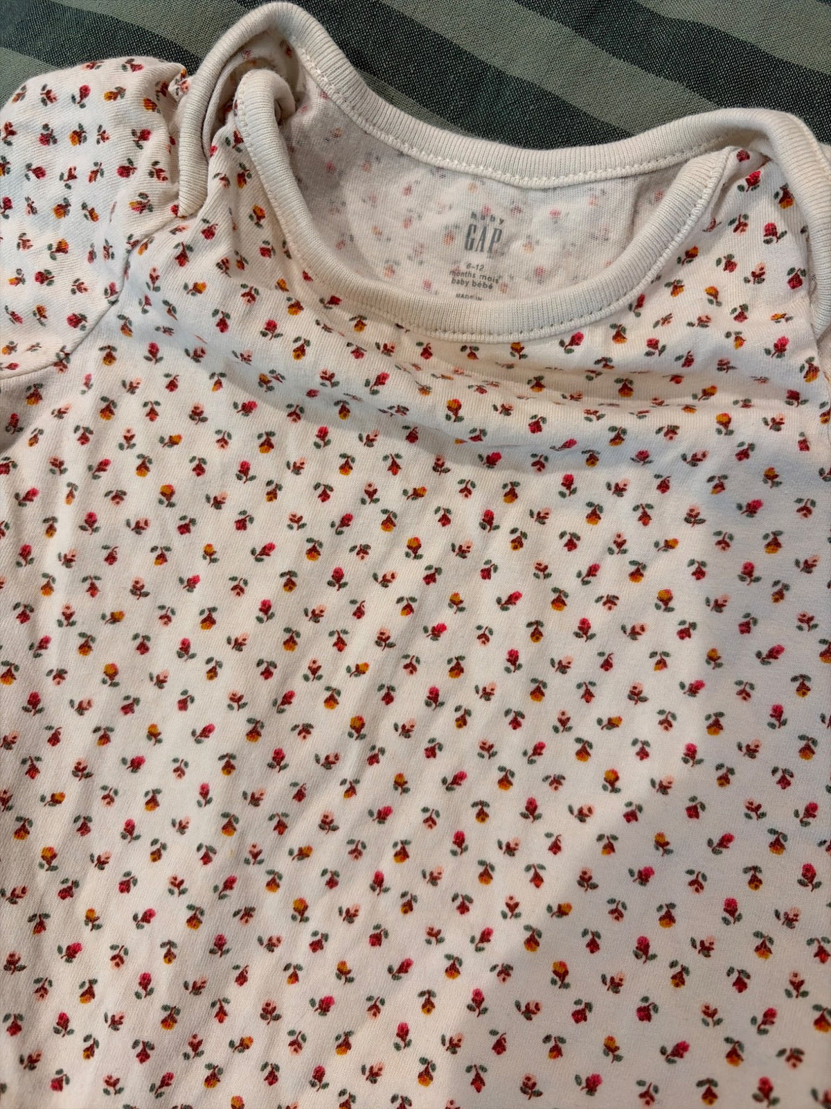 Rosebuds baby gap romper, Kids 9 Month (6-9M)