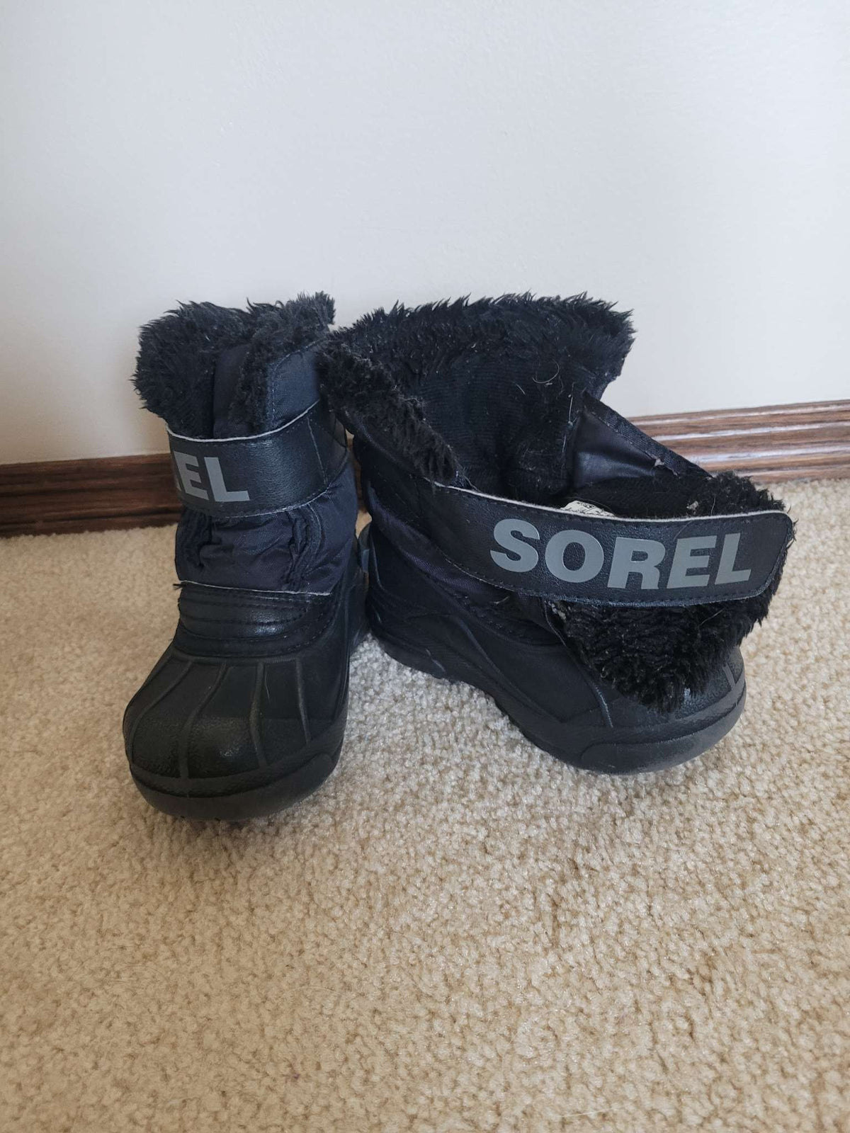 Sorel black boots, Shoes 8 (Toddler:2-4yr)