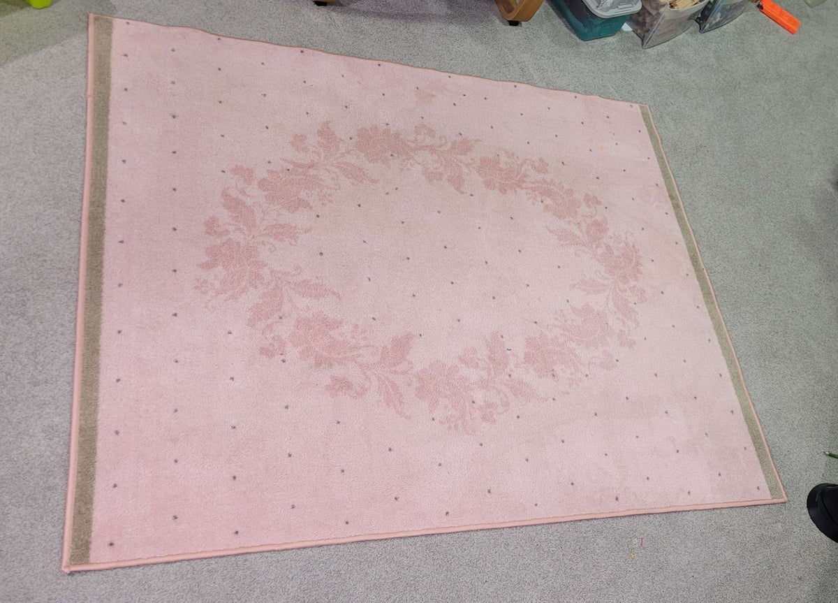 Ilea carpet.      (133×160 cm)