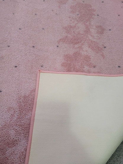 Ilea carpet.      (133×160 cm)