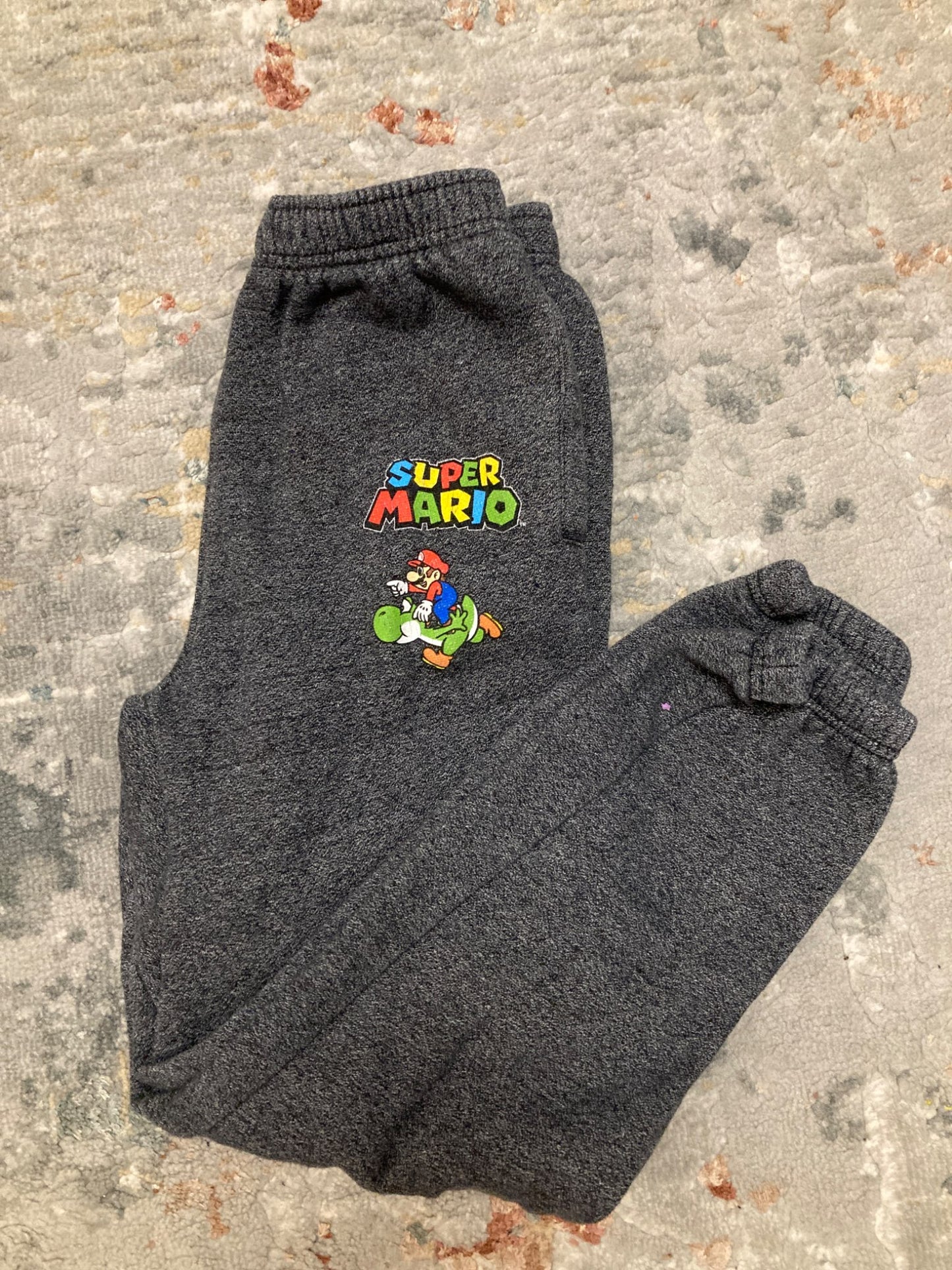 super Mario - Sweatpants - XL (fits a bit small), Kids 12 & 14 (large)
