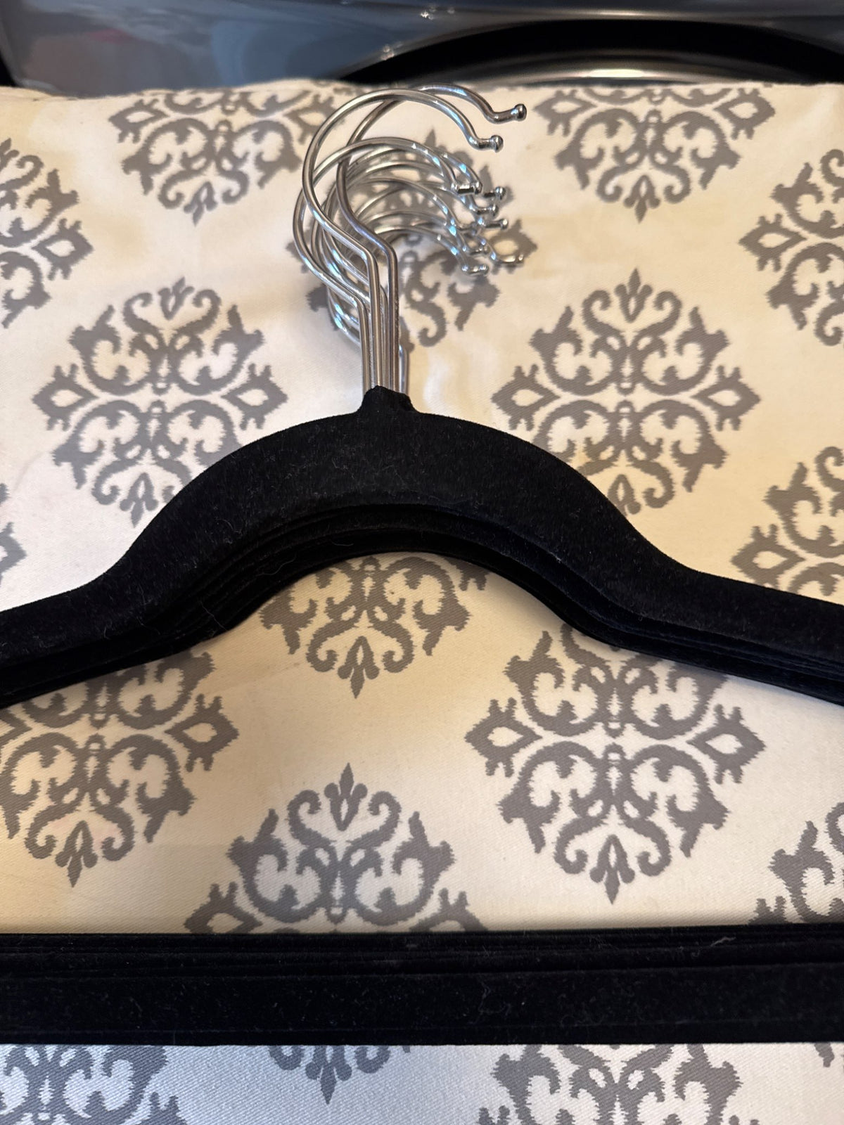 Felt hangars