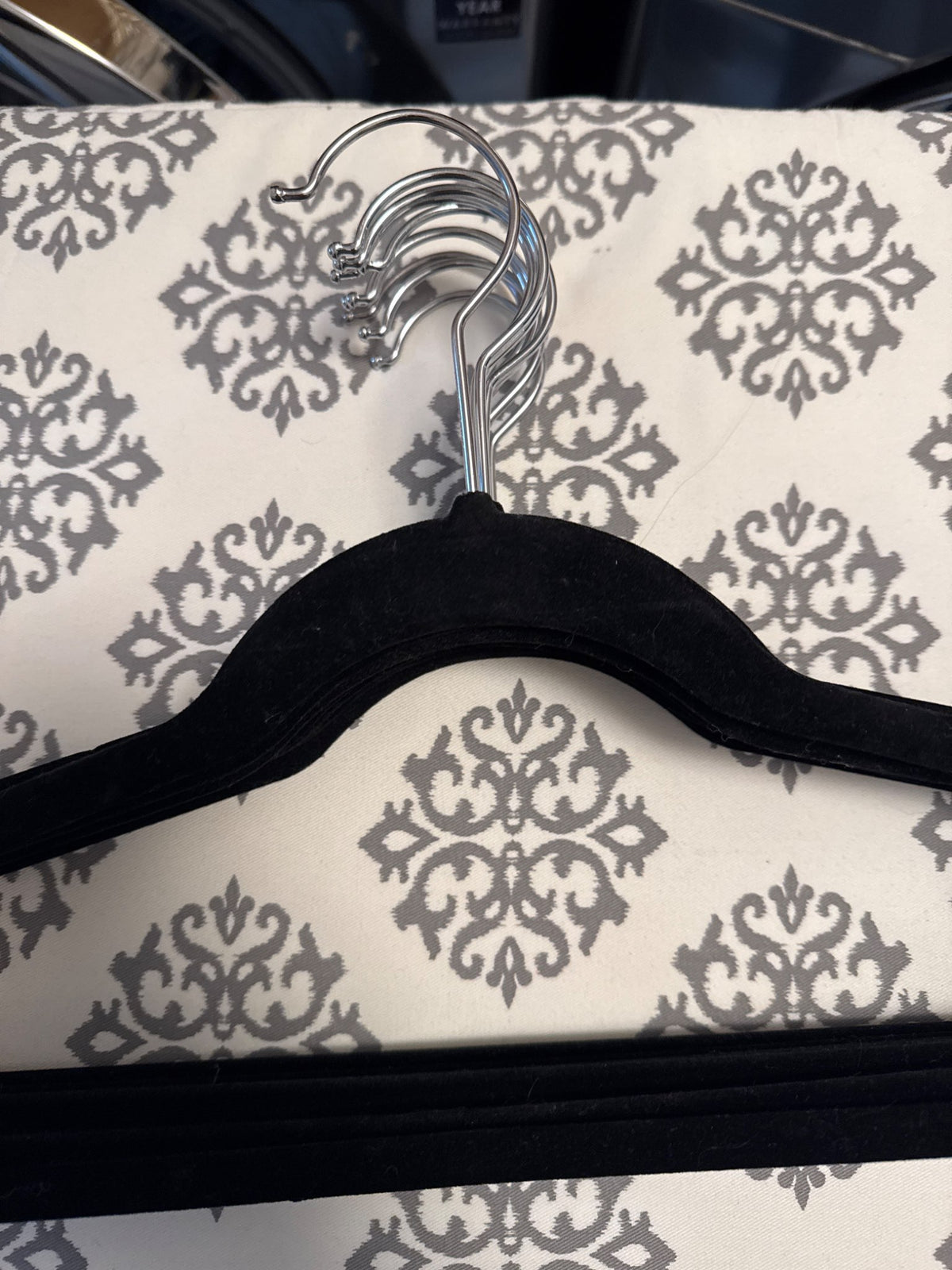 Felt hangars