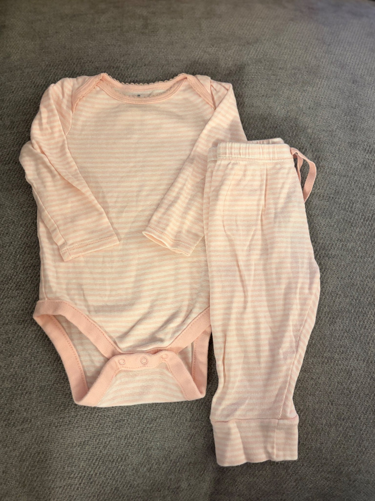 Girls matching sets , Kids 12 Month (9-12M)