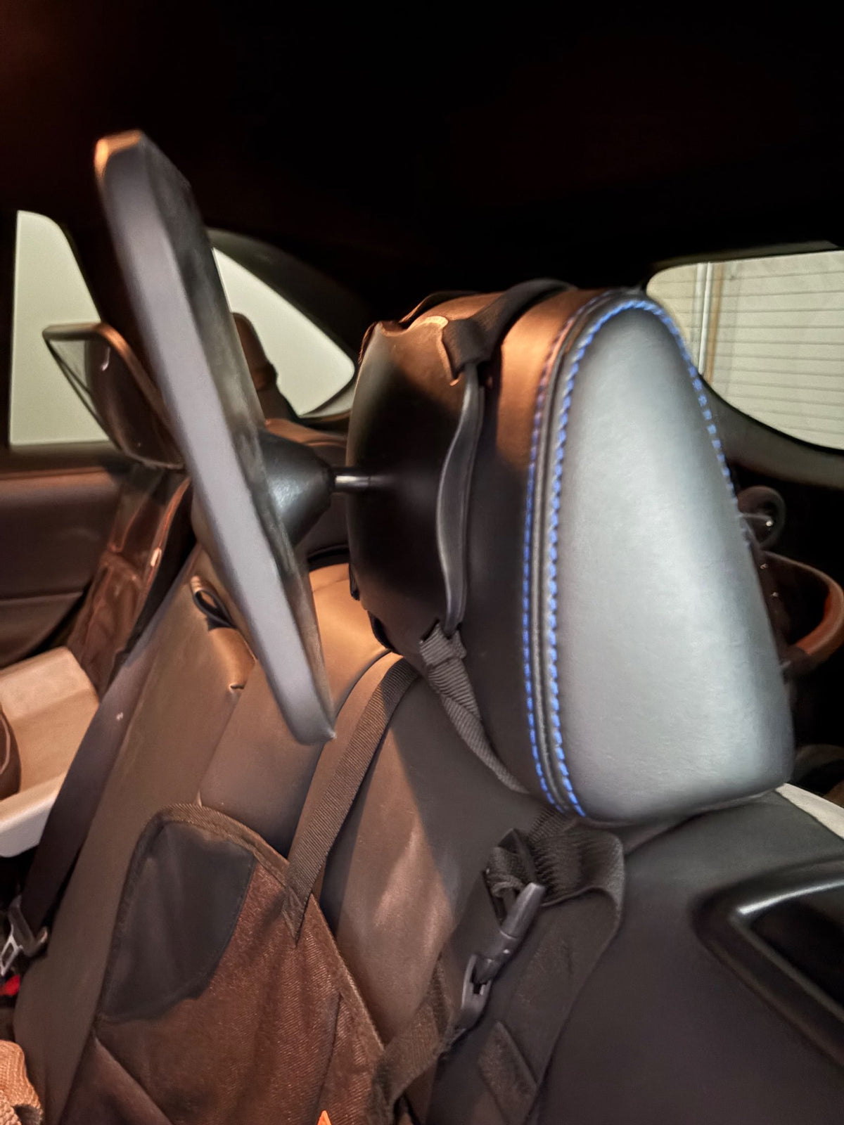 Baby mirror for rear facing carseats