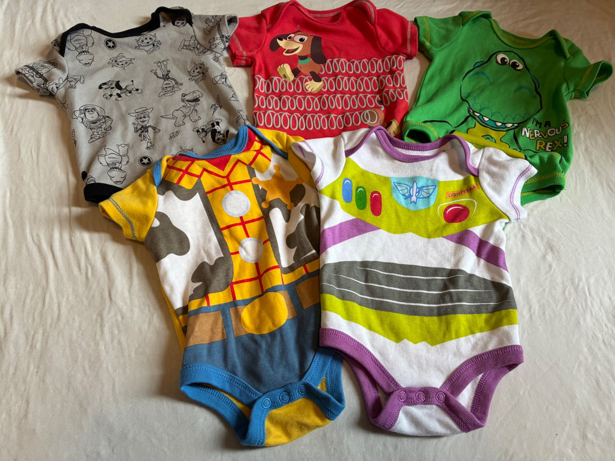 Set of 5 Toy Story Newborn Bodysuits, Kids Newborn