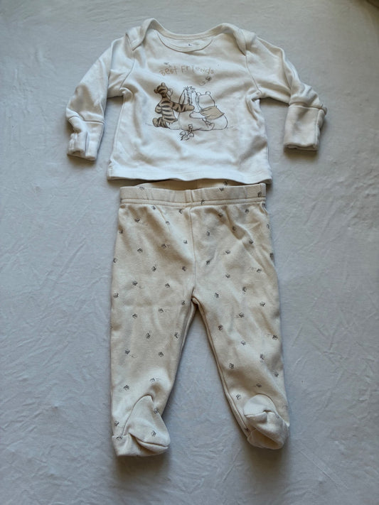 2 Piece Winnie the Pooh 3-6 month Outfit , Kids 6 Month (3-6M)