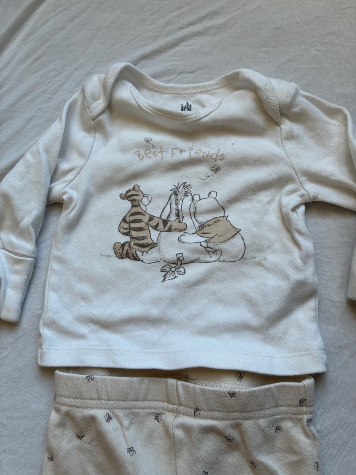 2 Piece Winnie the Pooh 3-6 month Outfit , Kids 6 Month (3-6M)