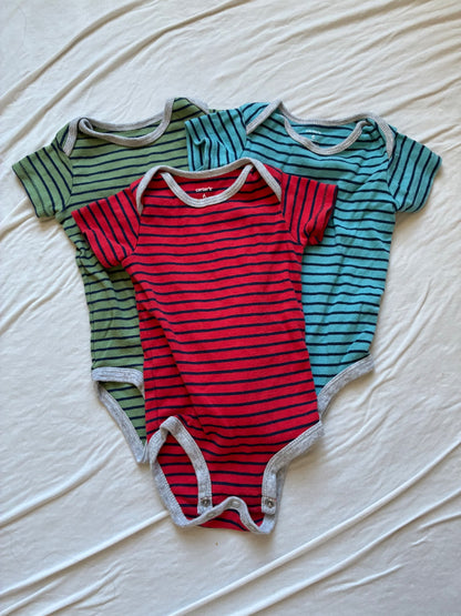 Set of 3 Striped Carter’s 6 month onesies , Kids 6 Month (3-6M)