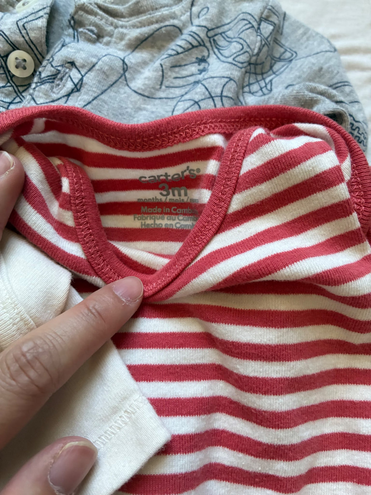 Bundle of 3 onesies, size 3 month , Kids 3 Month (0-3M)