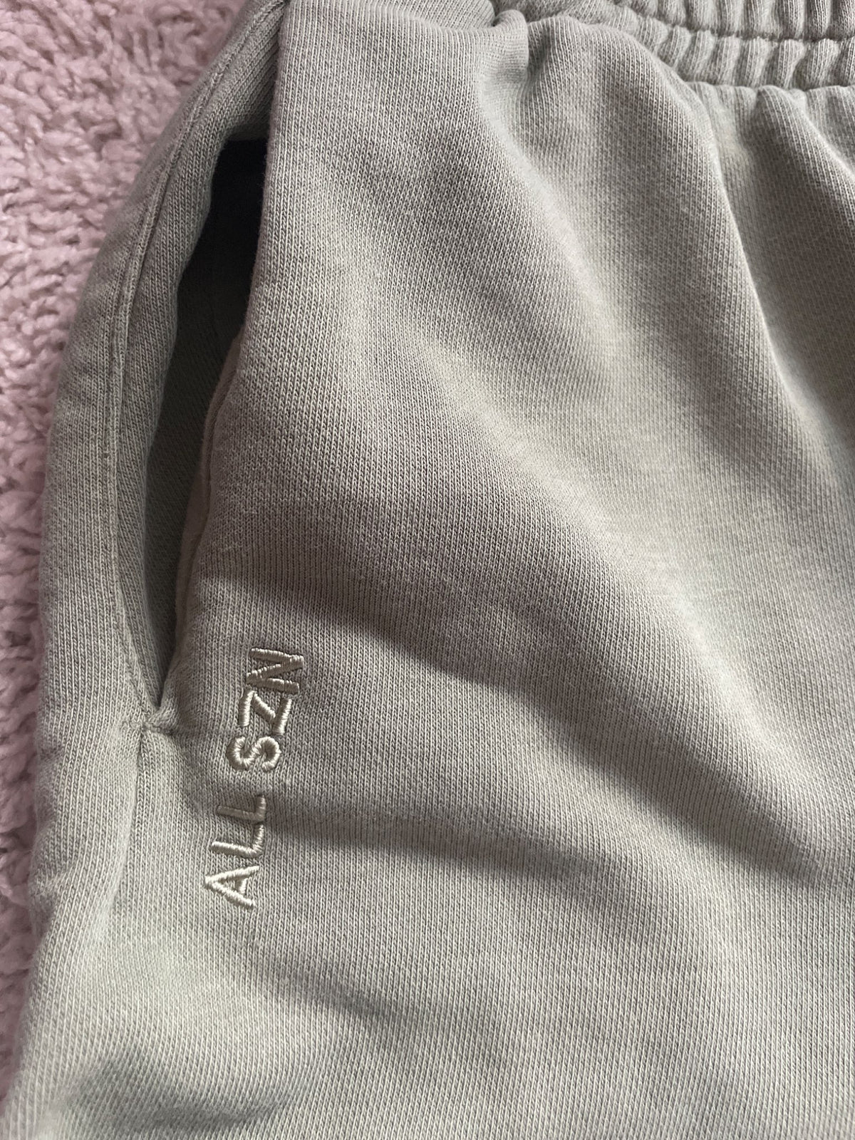 Adidas size medium , Kids 14