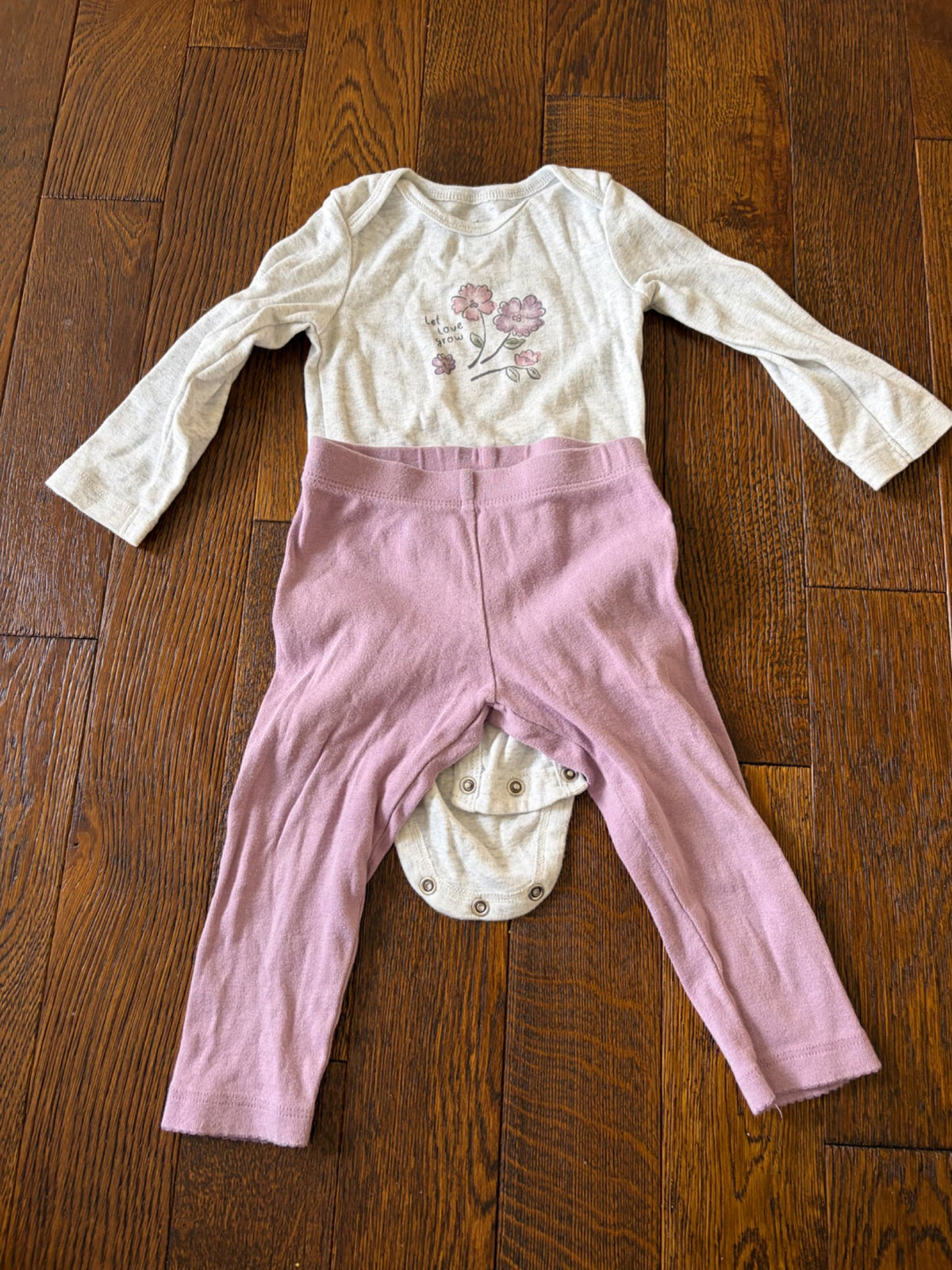 18M Carters set, Kids 18 Month (12-18M)