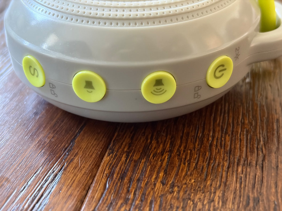 Hushh sound machine
