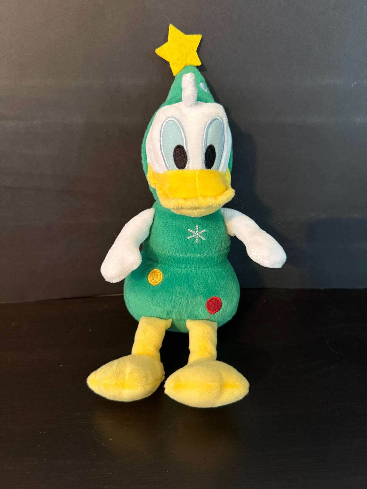 Disney Donald Duck Christmas Tree Plush (215)