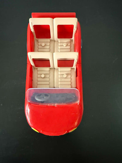 Bluey Red Sports Car with 4 Figures (330)