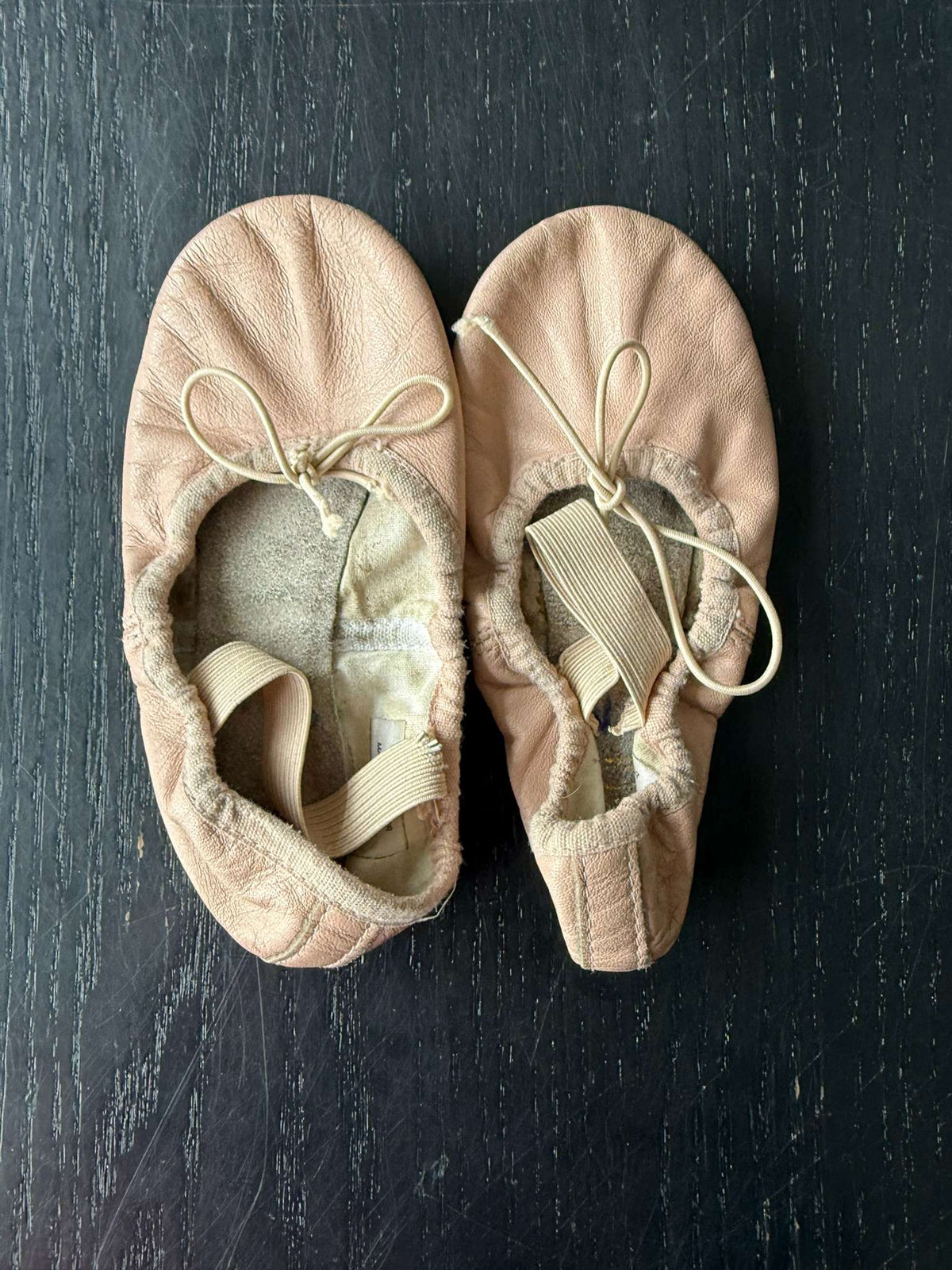 Girls Pink Leather Ballet Shoes – Size 10E (296), Shoes 10 (Toddler:2-4yr)