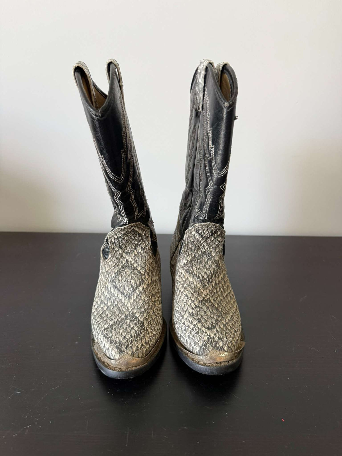 Kids Snakeskin Print Cowboy Boots – Approx. Size 10 (269), Shoes 10 (Toddler:2-4yr)