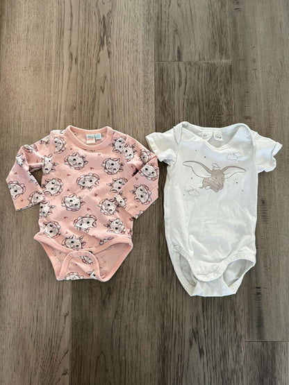 2 Disney Baby Onesies – Marie (Aristocats) & Dumbo 6-9M (320), Kids 9 Month (6-9M)