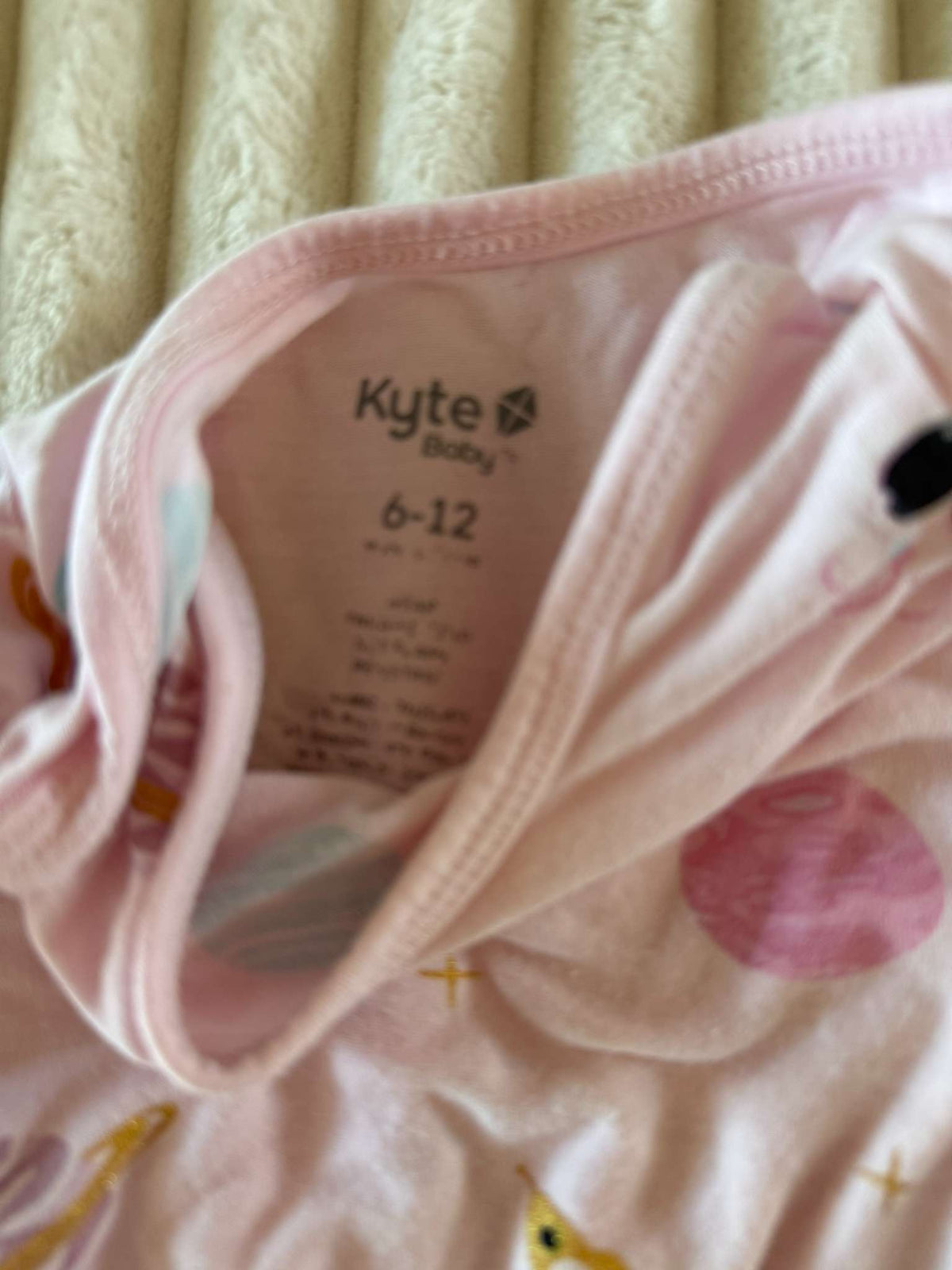 Kyte Baby Bamboo Short Sleeve Bodysuit - Pink Space, 6-12M (340), Kids 12 Month (9-12M)