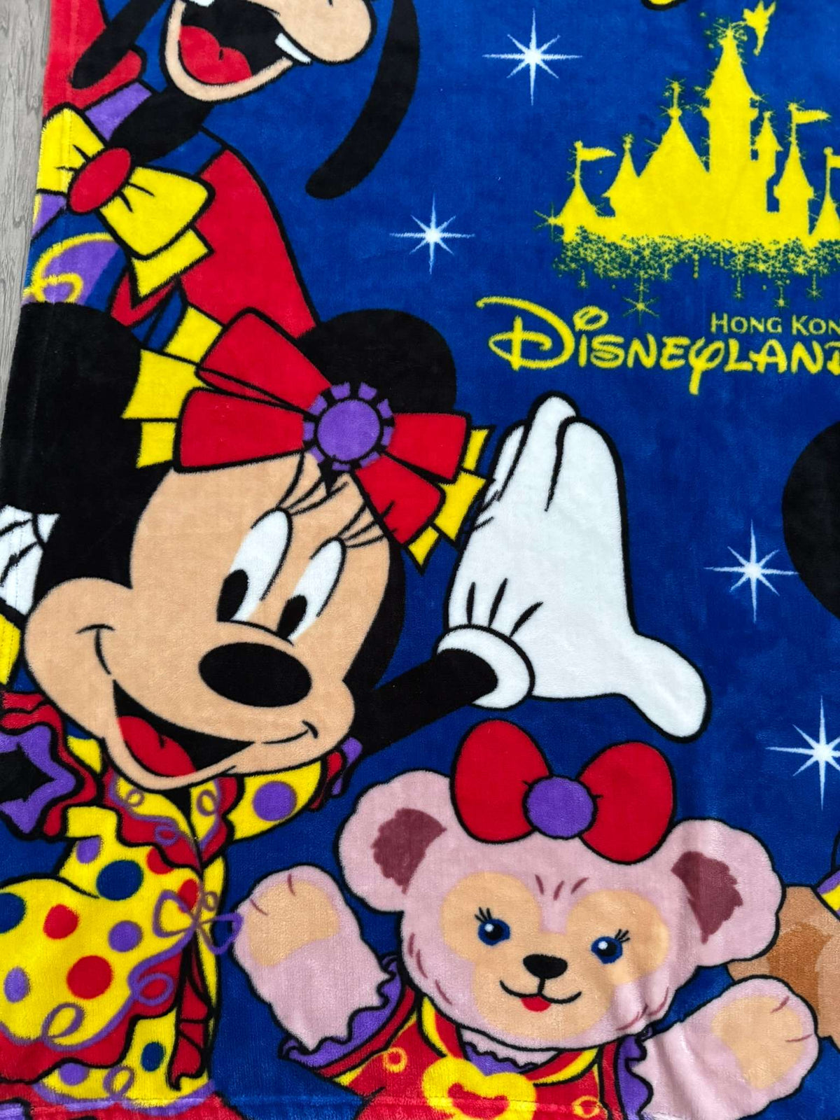 Hong Kong Disneyland 10th Anniversary Fleece Throw Blanket (#266)
