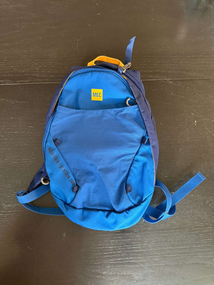 MEC Mountain Fountain Jnr kids 6L Hydration Backpack (no water bladder)