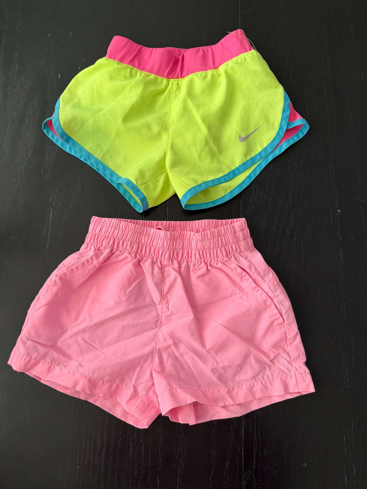 Little Girls 2 Athletic Shorts Bundle Nike & GAP (110), Kids 24 Month (18-24M)