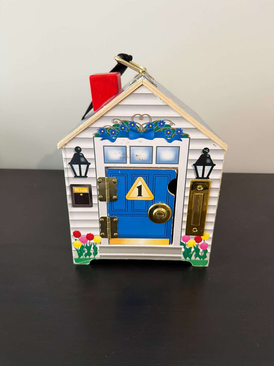 Melissa and Doug Wooden House with Keys (148)