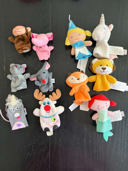 Finger Puppet & Puppet Lot (145)