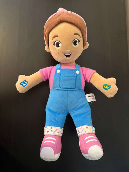 Mrs Rachel Plush Doll with Music (148)