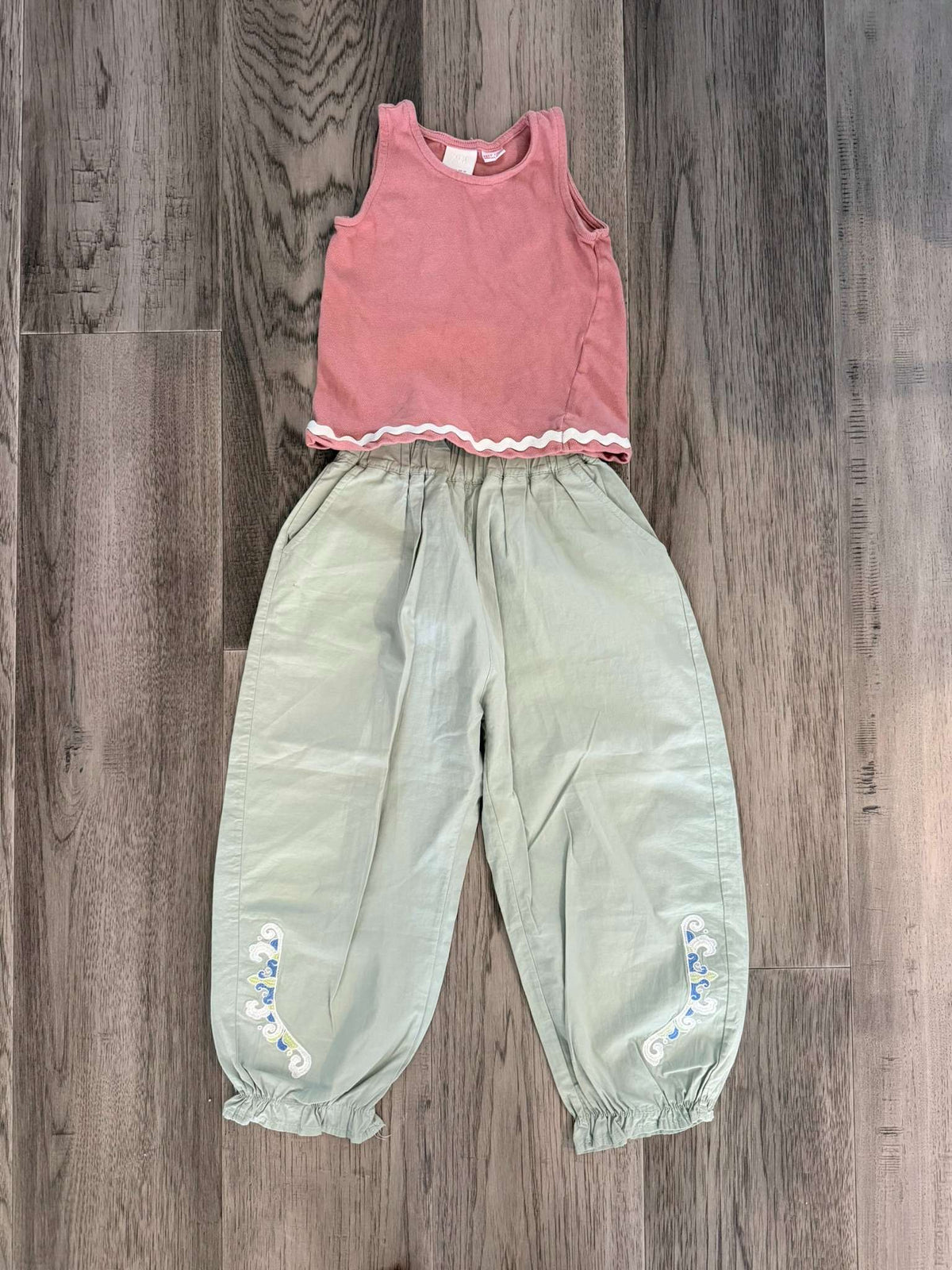 Ballon Green Cotton Pants & Zara Tank Outfit  (118), Kids 5/5T