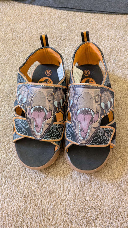 Jurassic world sandals size 10, brand new, Shoes 10 (Toddler:2-4yr)