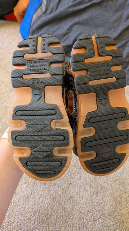 Jurassic world sandals size 10, brand new, Shoes 10 (Toddler:2-4yr)