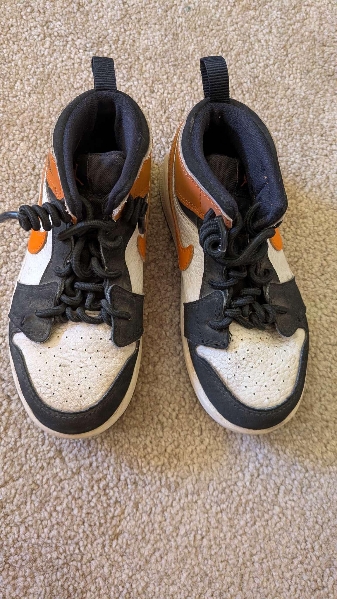 Nike size 9C running shoes, Shoes 9.5 (Toddler:2-4yr)