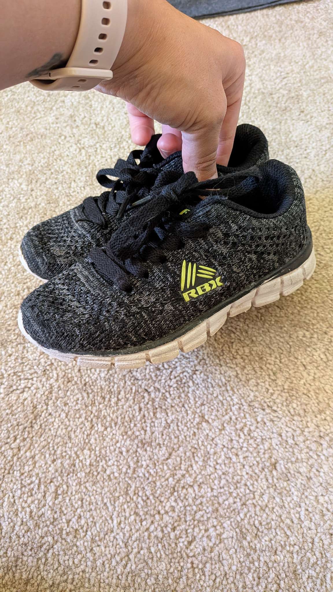 RBK size 11 running shoes , Shoes 11 (Toddler:2-4yr)