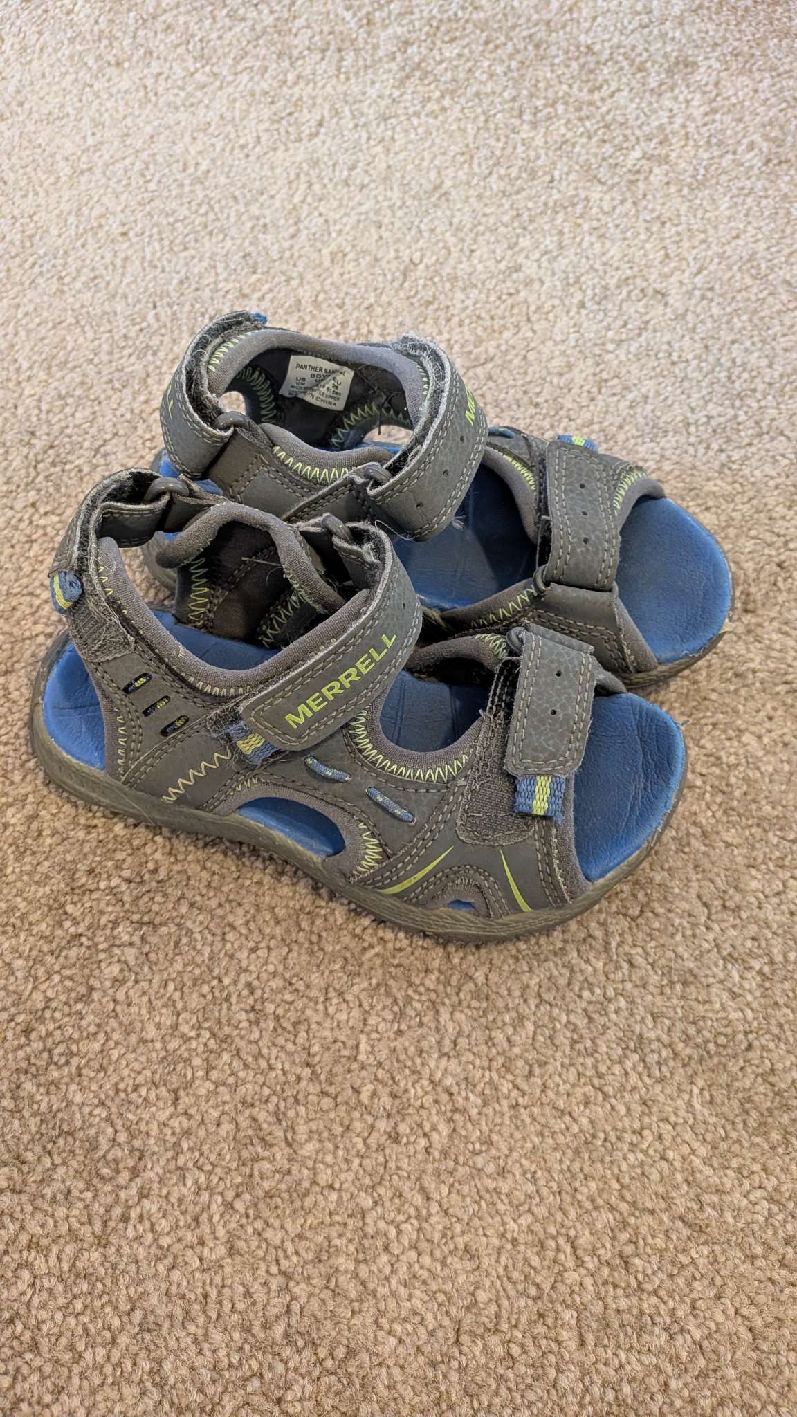 Merrell size 10 sandals , Shoes 10 (Toddler:2-4yr)