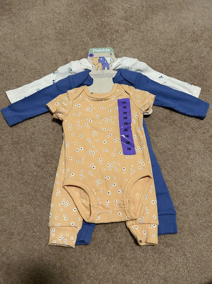 3 month onesies/pants set -NEW