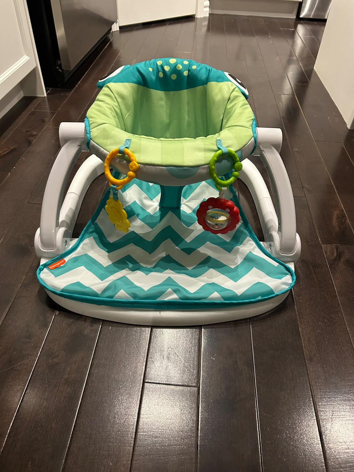 Fisher-Price Portable Baby Chair Sit-Me-Up Floor Seat