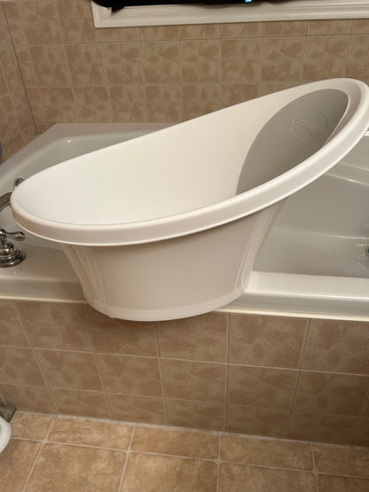 Shnuggle baby bath tub