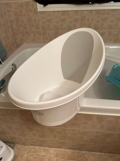 Shnuggle baby bath tub
