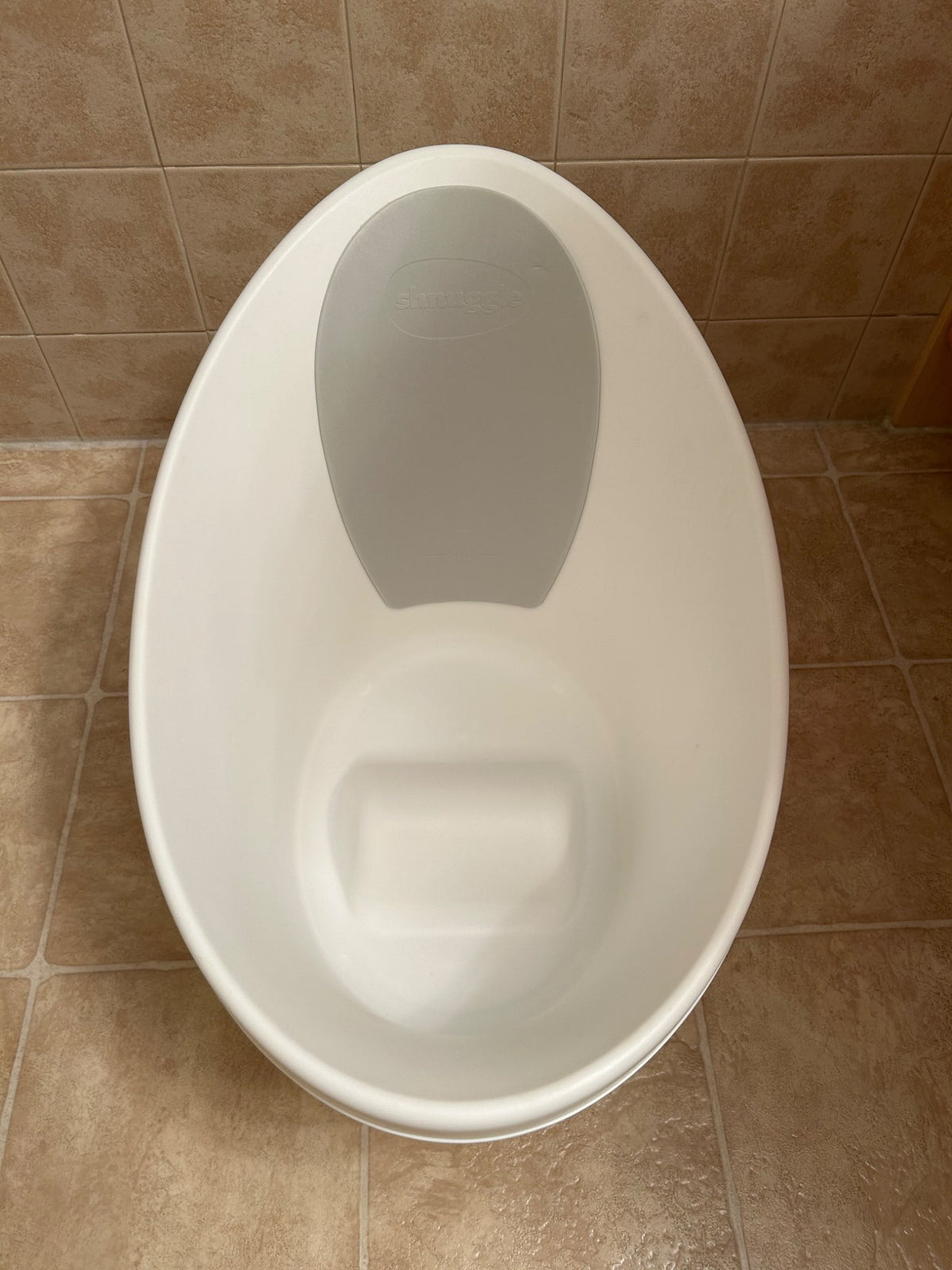 Shnuggle baby bath tub