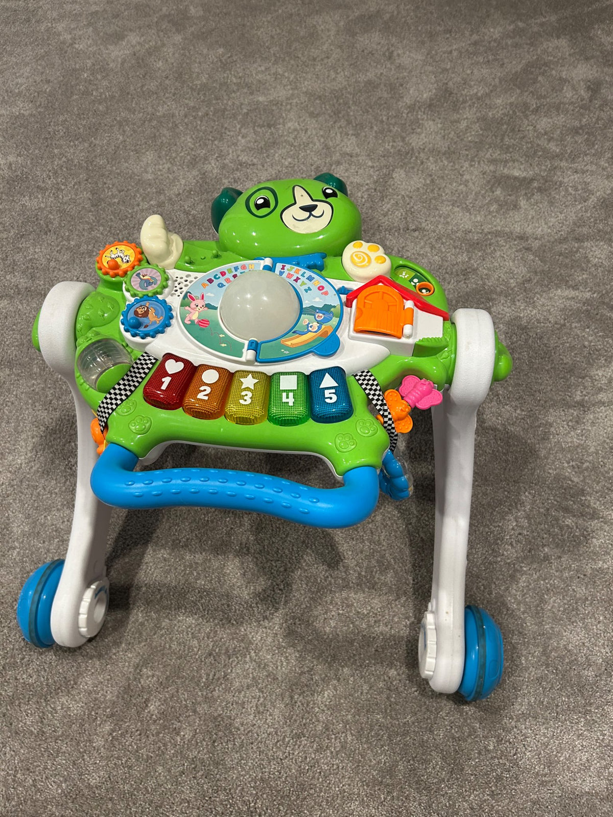 LeapFrog Scout's Get up & Go Walker
